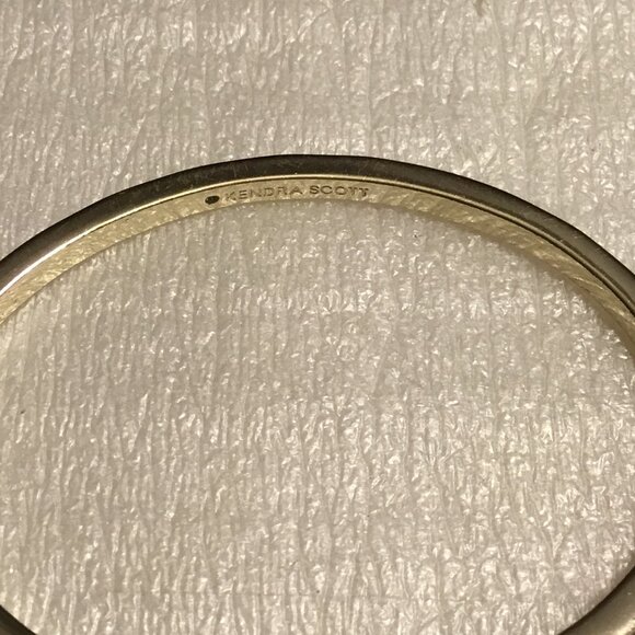 Very lovely Kendra Scott gold tone bracelet with box - Picture 3 of 12